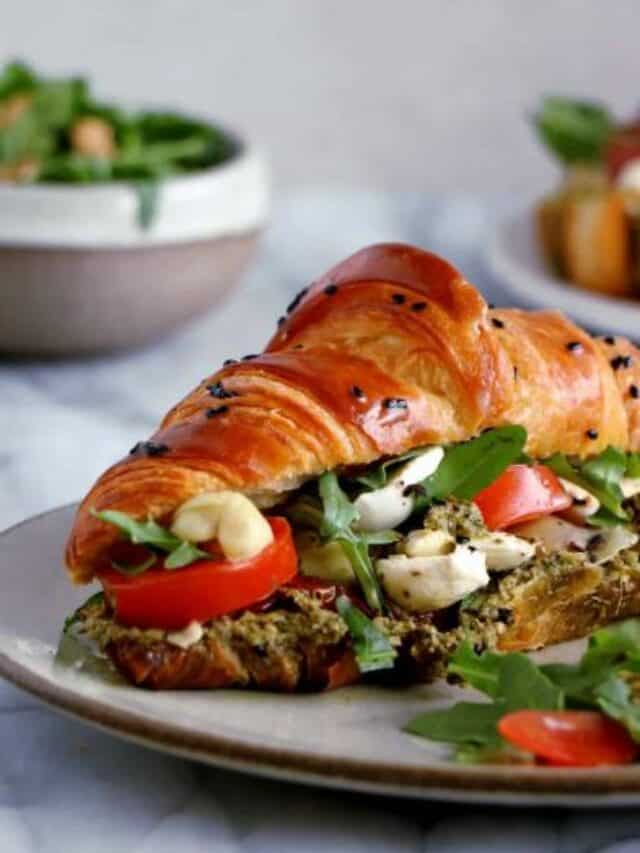 Avocado Cheese Sandwich: हेल्दी नाश्ता बनाना है तो ट्राई करें एवाकाडो सैंडविच, 10 मिनट में हो जाएगी तैयार