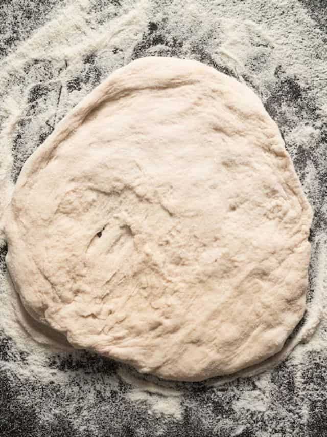 6 Tips To Roll A Perfectly Fluffy Pizza Crust