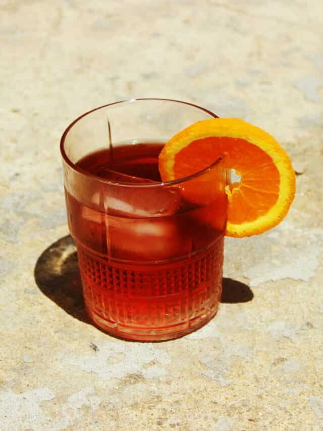 Make Citrus Drizzle Cocktail For Your Saturday Night