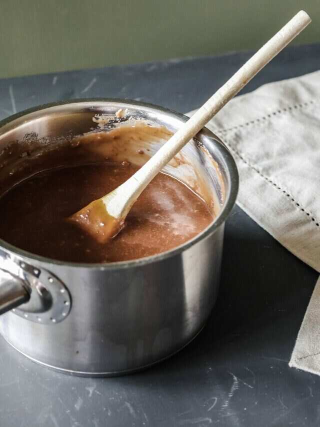 Runny Gravy Or Sauce? Here Are 6 Tips To Thicken It