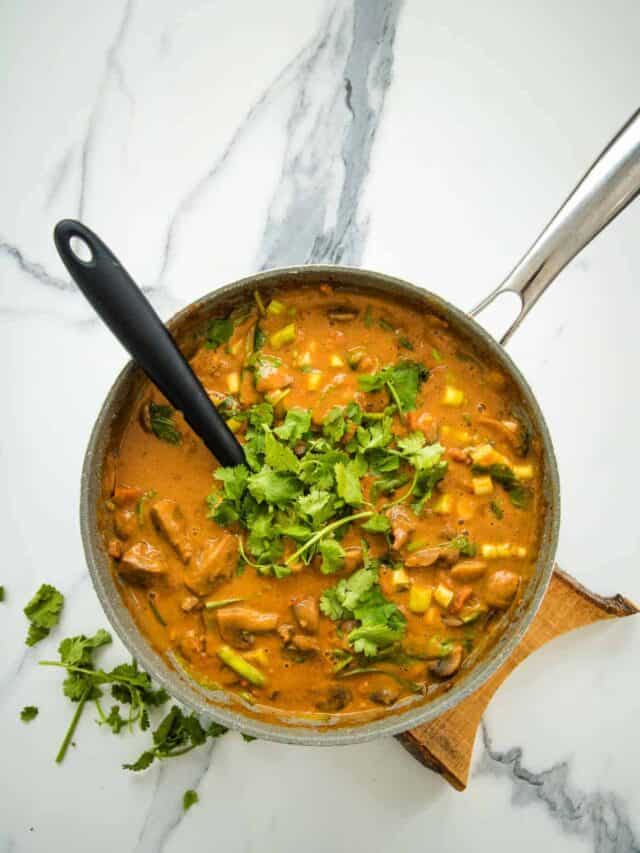 Make This Creamy Mushroom Coconut Milk Curry For Lunch