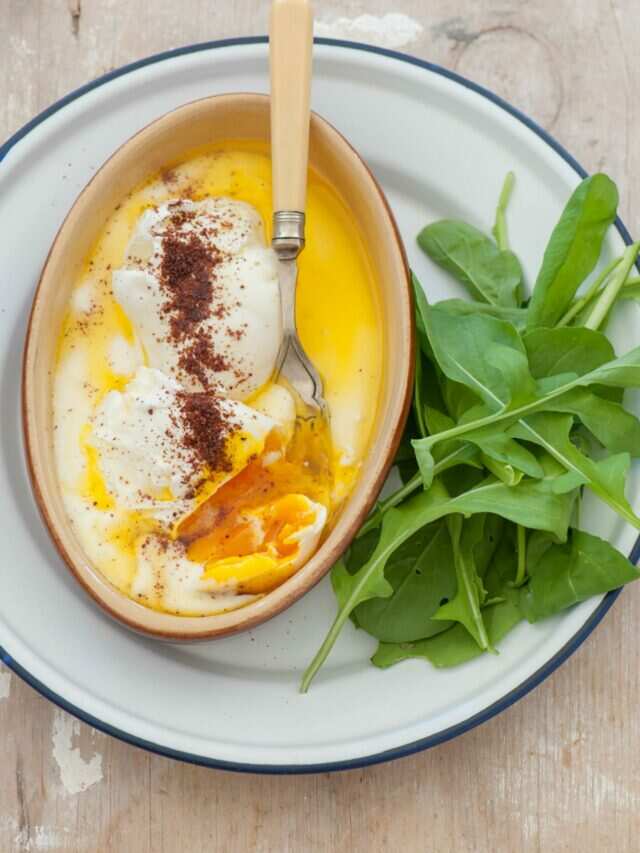 Turkish Eggs Upgrade Boring Eggs With This Buttery Rich Breakfast Dish