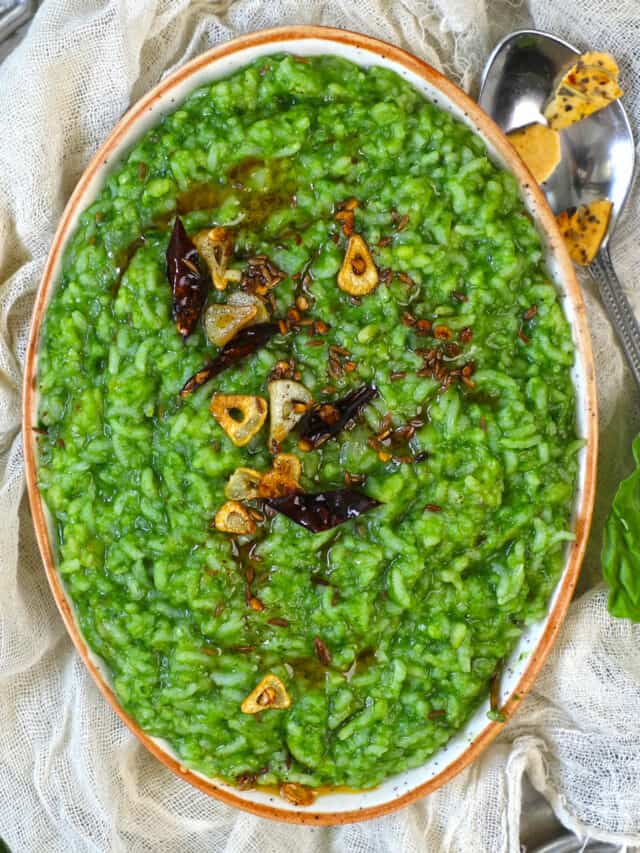 Palak Khichdi: A Quick, Nutritious, And Comforting Meal For Lunch