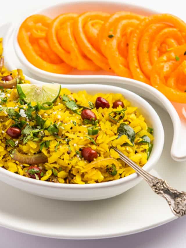 Quick Poha Recipe To Kickstart Your Weekend