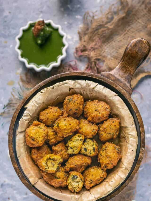 Moong Dal Pakora: हेल्थ और टेस्ट का अनोखा संगम है मूंग दाल से बने पकौड़े, हरी चटनी के साथ उठाएं लुत्फ