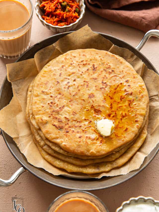 Aloo Pyaz Paratha : वीकेंड की शुरुआत करें आलू प्याज के चटपटे और स्वादिष्ट स्वाद के साथ